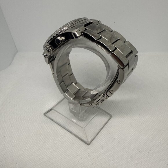 GUESS U0851L1 Women's Sporty 36mm Quartz Silver Crystal Bezel Steel Bracelet - Picture 4 of 16